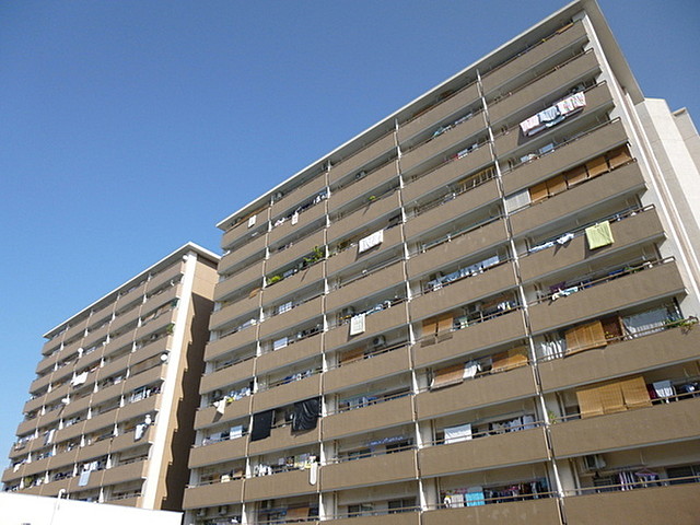 此花厚生年金住宅(高見)B棟の建物写真